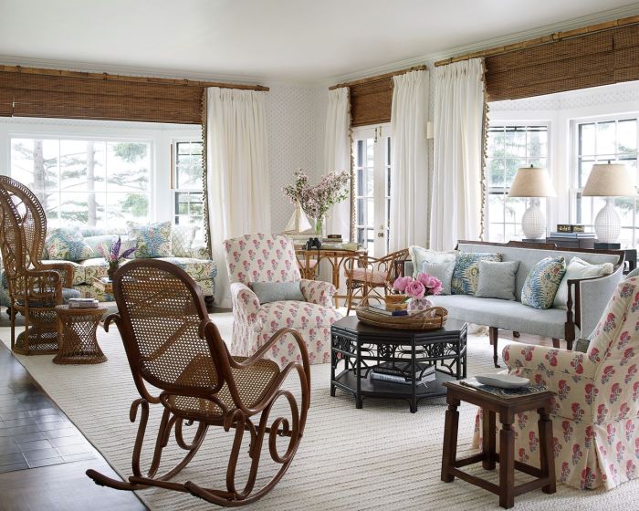 How to decorate a cape cod living room