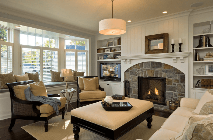 How to decorate family room with fireplace