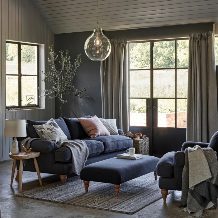 How to decorate a grey living room